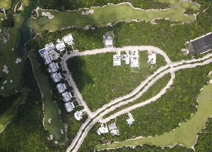 Panther Bay Boutique Hotel