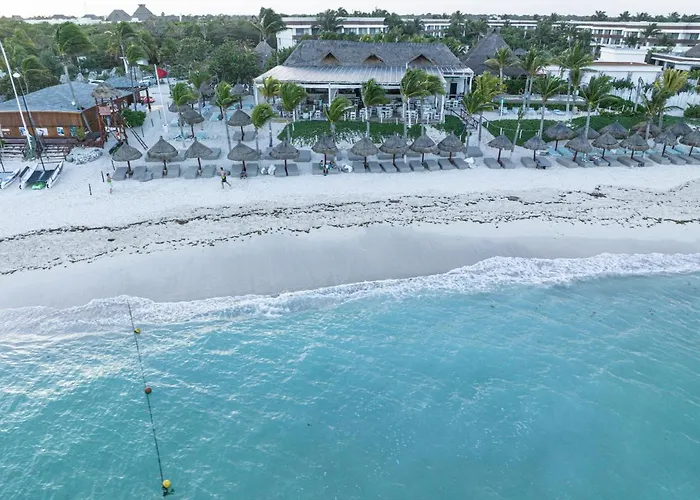 Panther Bay Boutique Akumal